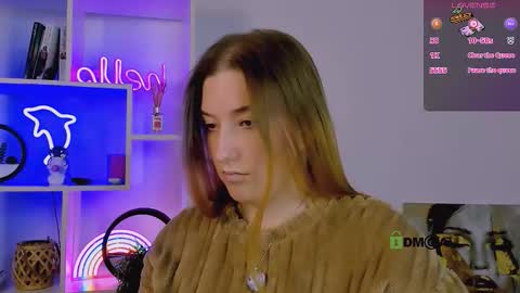 Little Di online show from 12.13.25