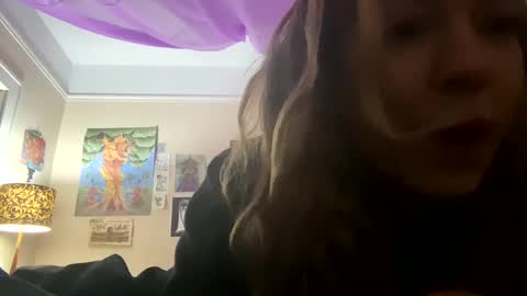 DaisyB3 online show from 12.18.24