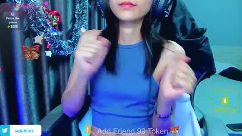 Daisy online show from 12.23.24