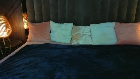 daisydelight_ online show from 02.02.26