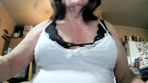 Snapshot of daisymae54 chatting on 08.03.26 daisy mae online show from 08.03.26
