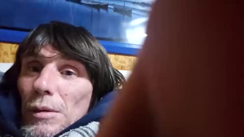 Snapshot of daiwants2fku chatting on 09.23.25 dave online show from 09.23.25