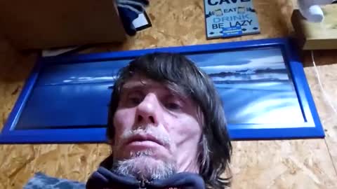 Snapshot of daiwants2fku chatting on 11.03.25 dave online show from 11.03.25