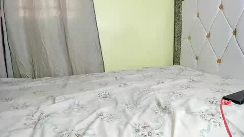 Snapshot of daiziezee chatting on 12.16.25 Lucky online show from 12.16.25