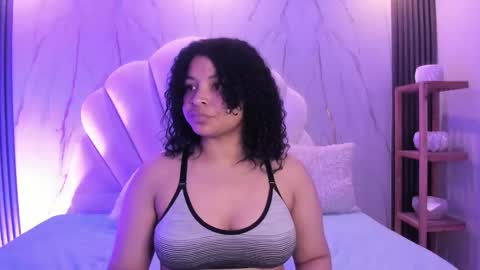 Snapshot of dakota_mars chatting on 11.11.25 dakota_mars online show from 11.11.25