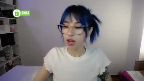 Snapshot of dakota_senju chatting on 04.28.26 Maca online show from 04.28.26