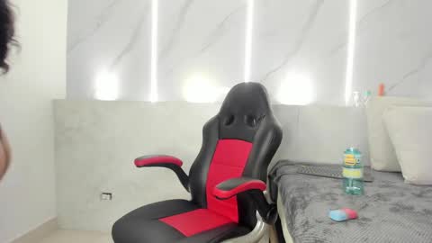 dakota_tucci online show from 05.15.26