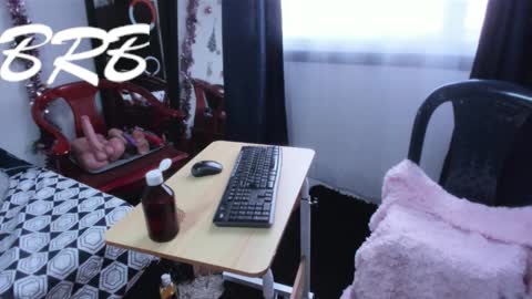 Snapshot of dakotaagray chatting on 12.20.25 Dakotaagray online show from 12.20.25