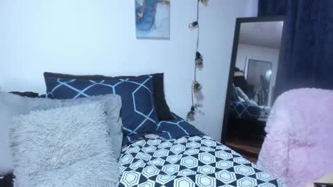 Snapshot of dakotaagray chatting on 02.12.26 Dakotaagray online show from 02.12.26