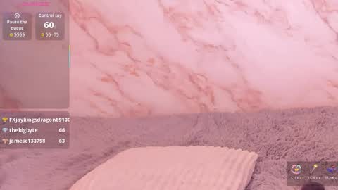 Snapshot of dakotaferreti chatting on 11.12.25 Dakota Ferreti online show from 11.12.25