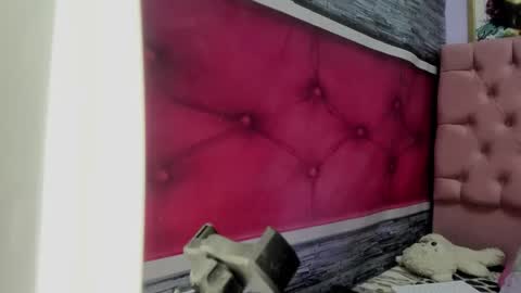 Mariana online show from 09.12.25