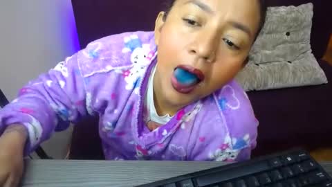 Snapshot of daleska_delicious1 chatting on 12.31.24 daleska_delicious1 online show from 12.31.24