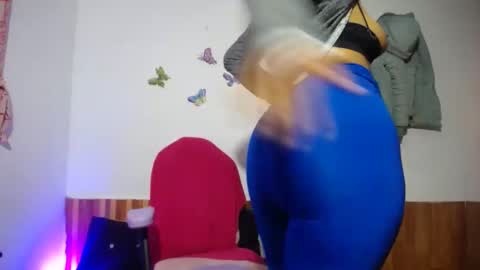 Snapshot of daleska_delicious1 chatting on 03.07.25 daleska_delicious1 online show from 03.07.25