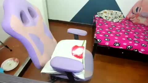 Snapshot of daleska_delicious1 chatting on 11.12.25 daleska_delicious1 online show from 11.12.25