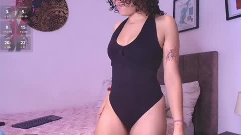 Snapshot of dalhila chatting on 03.17.26 D A L H I L A online show from 03.17.26