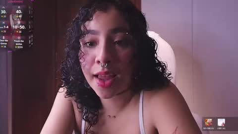 Snapshot of dalhila chatting on 04.12.26 D A L H I L A online show from 04.12.26