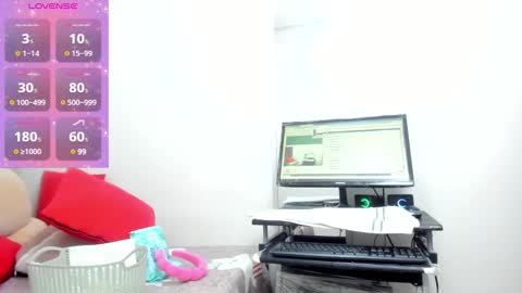  Ren  online show from 12.31.24