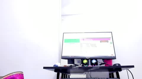  Ren  online show from 01.17.25