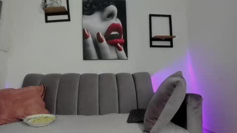 dalia_lux_ online show from 09.15.25