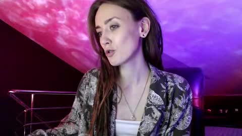 Dalia  online show from 02.14.25