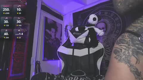 dalia_vorhees online show from 11.10.25