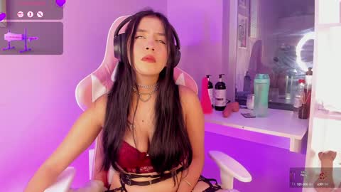 leila williams online show from 01.03.25