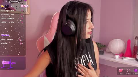 leila williams online show from 01.08.25