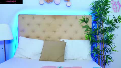 daliyaa_ online show from 09.11.25