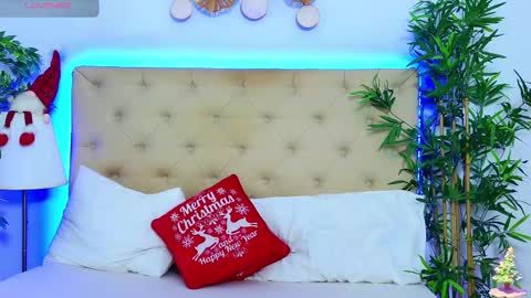 Snapshot of daliyaa_ chatting on 12.18.25 daliyaa_ online show from 12.18.25