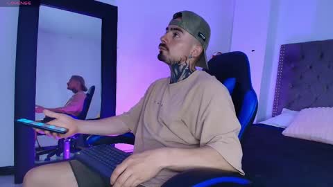 Dallas whitee online show from 04.02.26