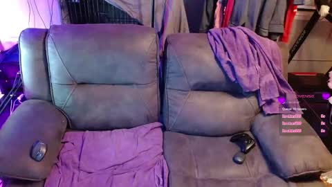 Snapshot of damadevotchka chatting on 10.08.25 damadevotchka online show from 10.08.25