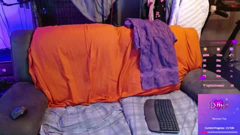 Snapshot of damadevotchka chatting on 11.17.25 damadevotchka online show from 11.17.25