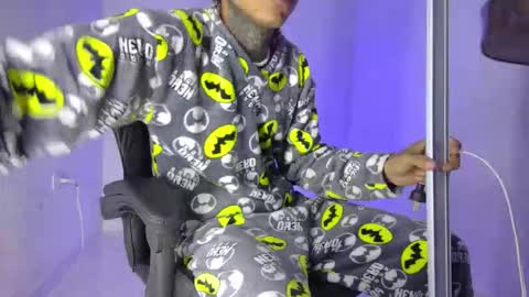 Snapshot of damar_felipe chatting on 11.27.25 damar_felipe online show from 11.27.25