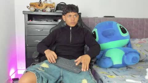 Snapshot of damar_felipe chatting on 07.20.26 damar_felipe online show from 07.20.26