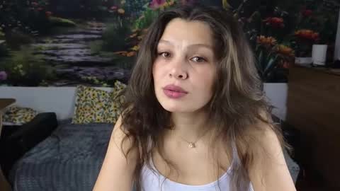 Snapshot of damedefeu chatting on 10.24.25 damedefeu online show from 10.24.25