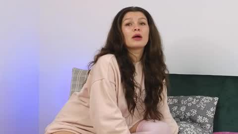 Snapshot of damedefeu chatting on 02.03.26 damedefeu online show from 02.03.26