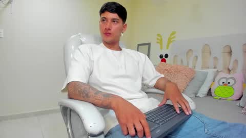 DAMIAN online show from 01.02.25