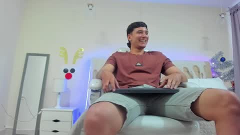 DAMIAN online show from 01.07.25