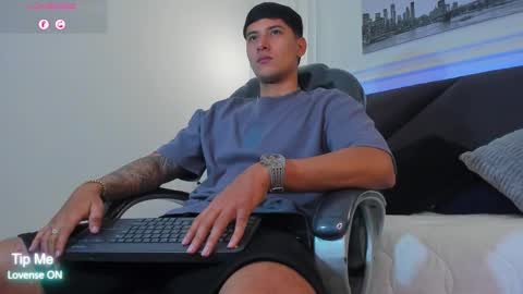 DAMIAN online show from 02.04.26