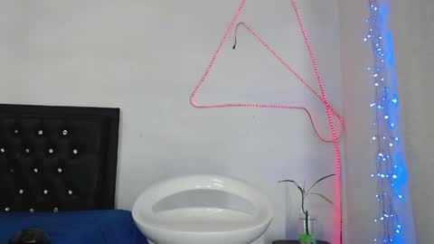 Snapshot of damian_hart_24cm chatting on 05.07.26 damian_hart_24cm online show from 05.07.26