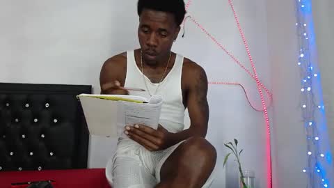 Snapshot of damian_hart_24cm chatting on 05.15.26 damian_hart_24cm online show from 05.15.26