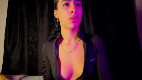 Snapshot of damian_n_lissa chatting on 06.22.26 damian_n_lissa online show from 06.22.26