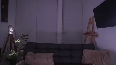 insta damn8   --------  online show from 11.29.25