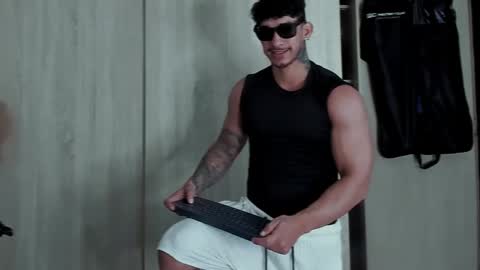 Snapshot of dammianmilleroficial chatting on 09.29.25 INSTAGRAM DAMMIANMILLEROFICIAL online show from 09.29.25
