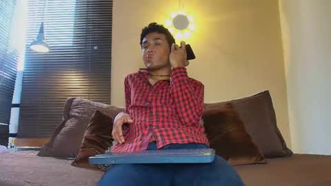 Snapshot of damon_salvarote_s chatting on 02.14.26 Damon Salvatore online show from 02.14.26