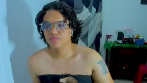 Snapshot of dan_blous chatting on 07.19.26 Diane Blosson online show from 07.19.26