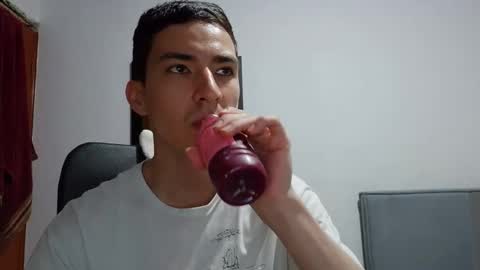 x  x online show from 04.16.26