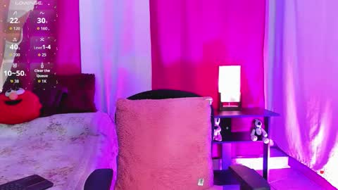 Snapshot of dan_scoott chatting on 12.03.25 Danny online show from 12.03.25