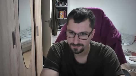 King Dan online show from 10.28.25