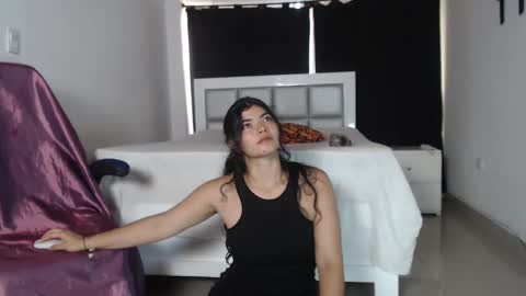 Snapshot of dana_777 chatting on 03.08.25 Dayana  online show from 03.08.25